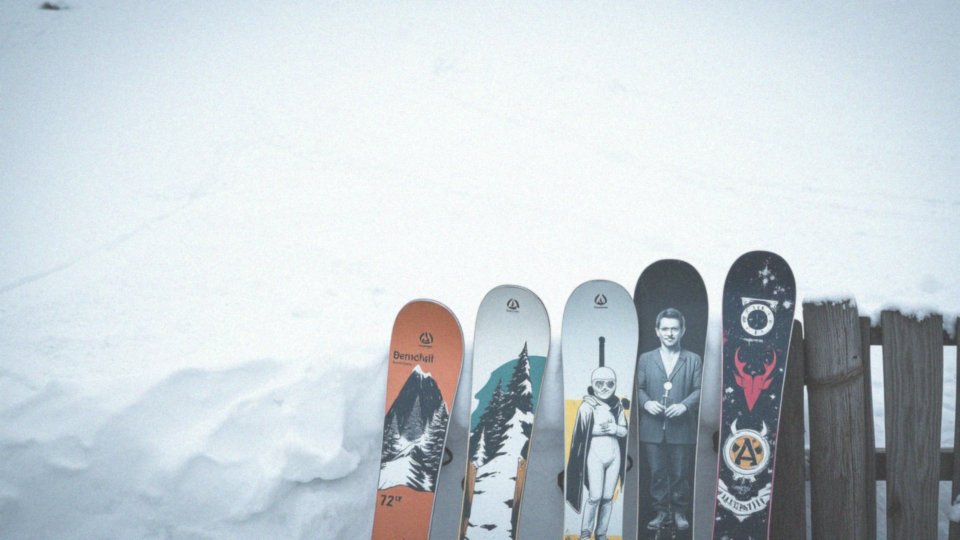 Jak dobrać długość deski snowboardowej do wzrostu i wagi?